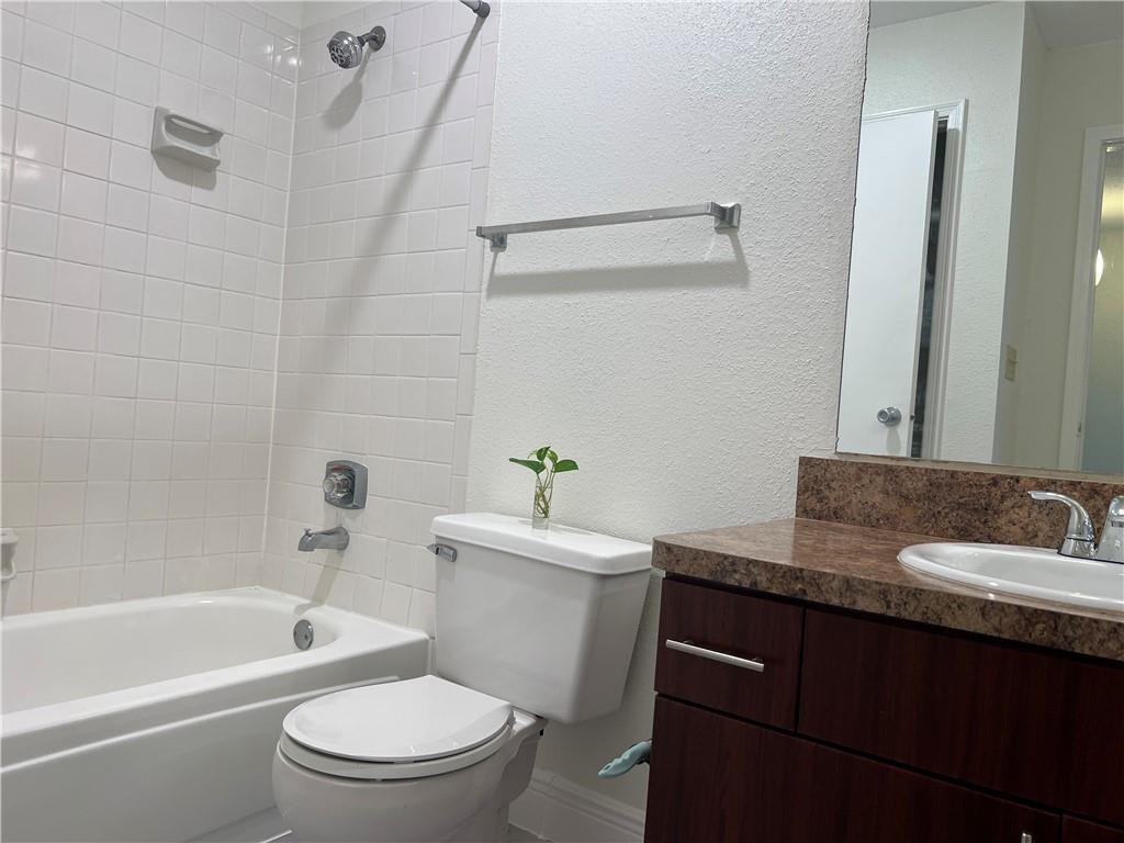 875 Riverside Drive - Photo 16