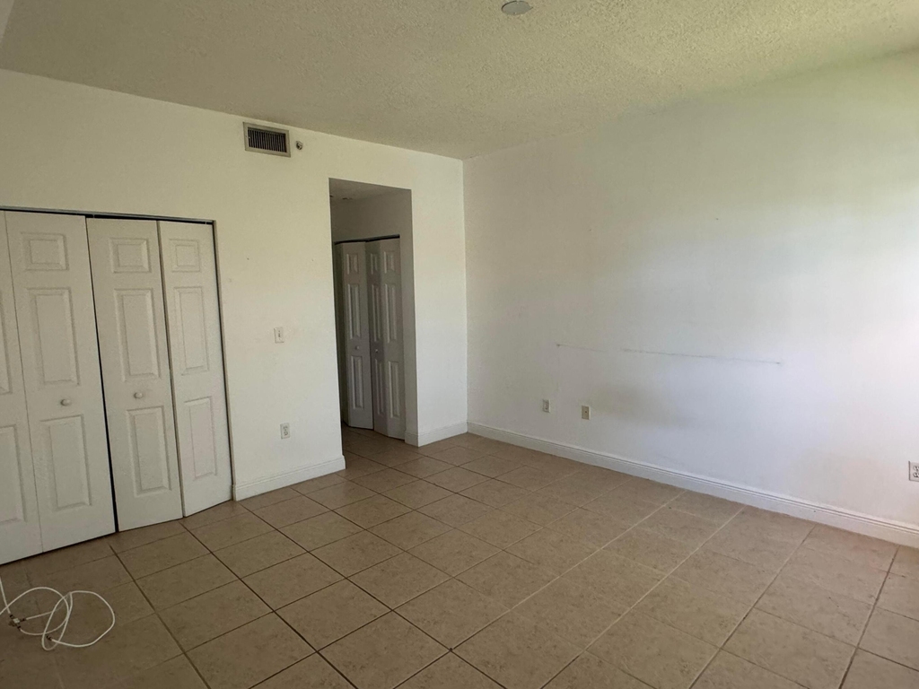 6729 Coral Lake Drive - Photo 25