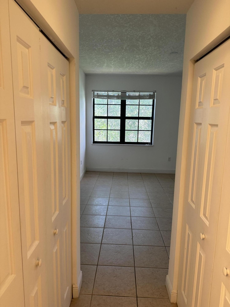 6729 Coral Lake Drive - Photo 31