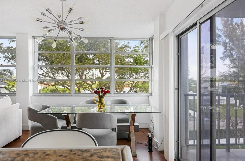 11930 N Bayshore Drive - Photo 1