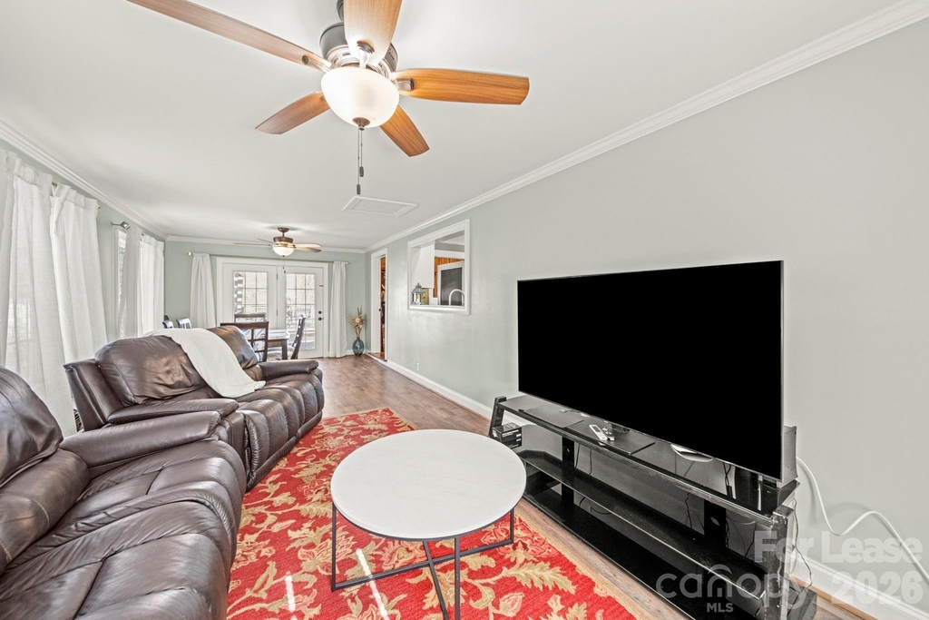 211 9th Street - Photo 28