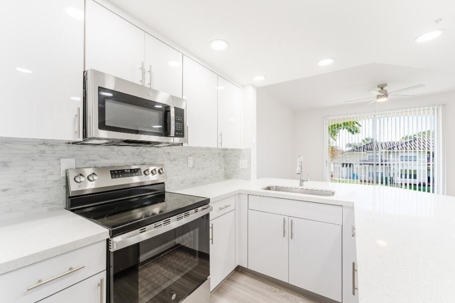 20889 St Andrews Boulevard - Photo 3