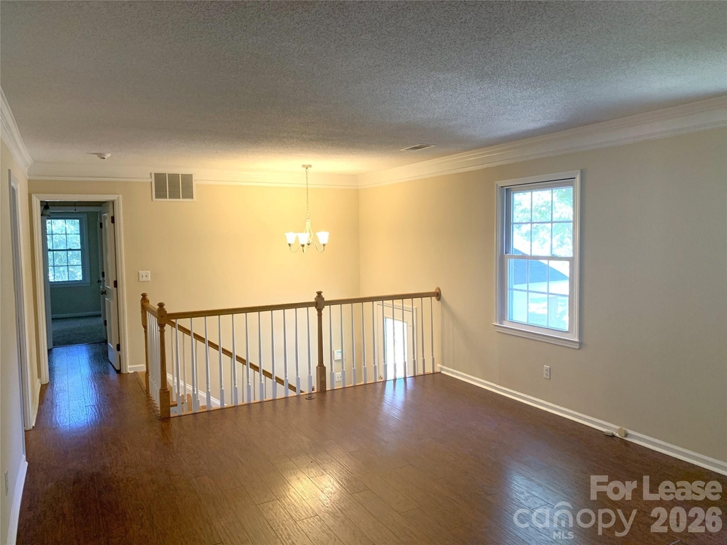 1114 Glenshannon Road - Photo 28