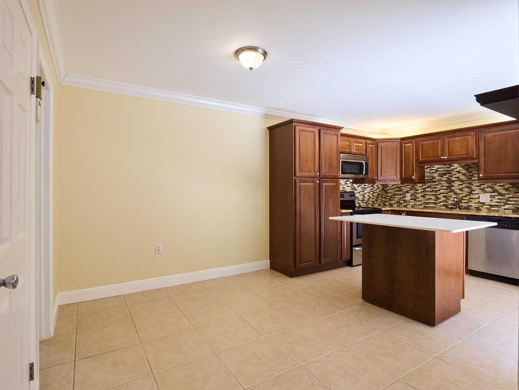 1520 15th Terrace - Photo 11