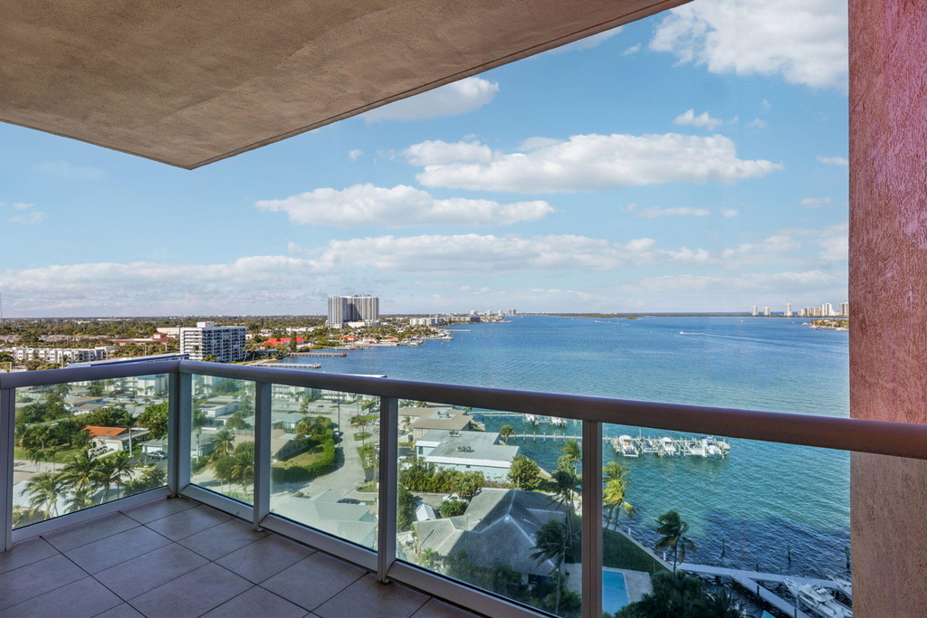 2650 Lake Shore Drive - Photo 24