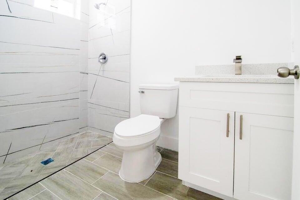 246 Rotonda Blvd Boulevard W - Photo 8