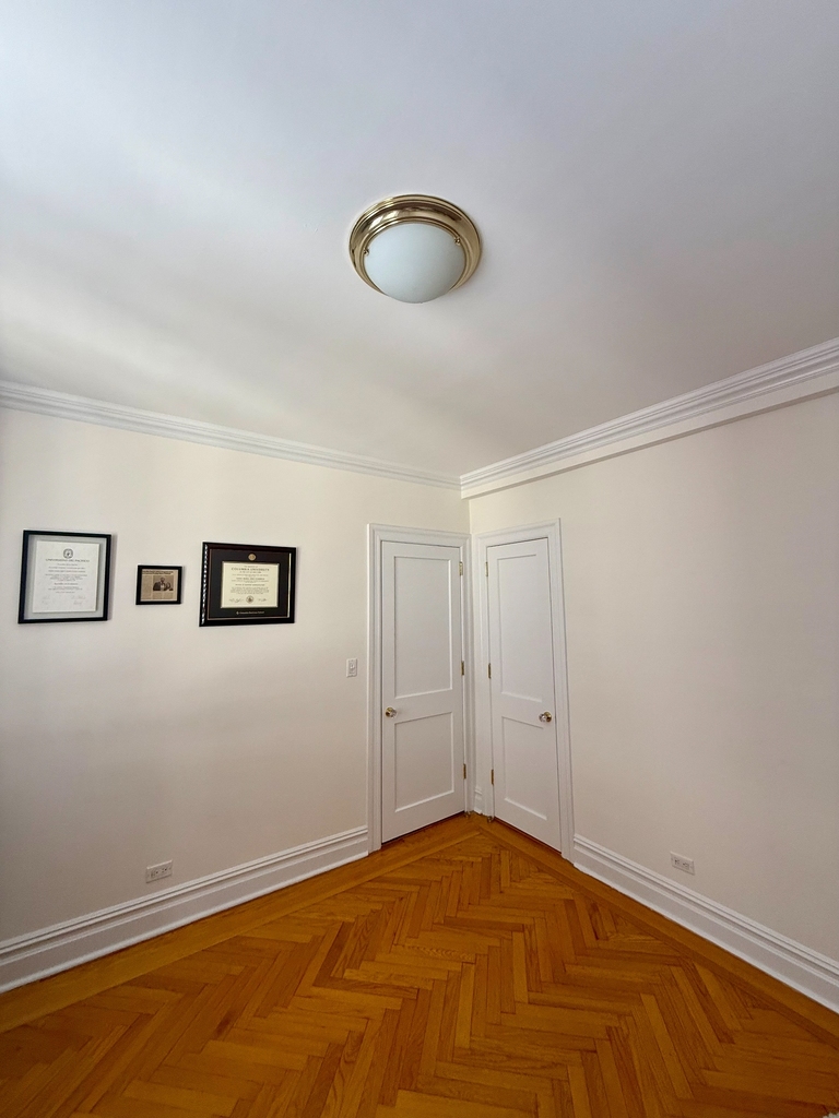 1160 5th Avenue - Photo 5