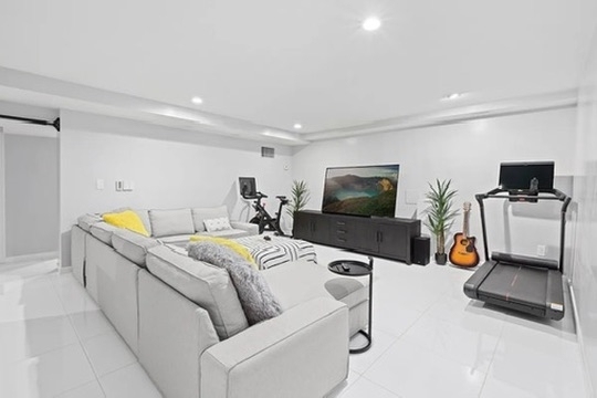 445 West 54th Street - Photo 1
