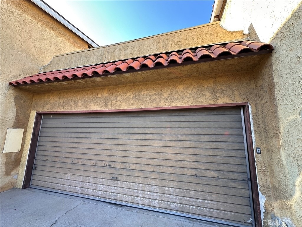 809 S 4th - Photo 1