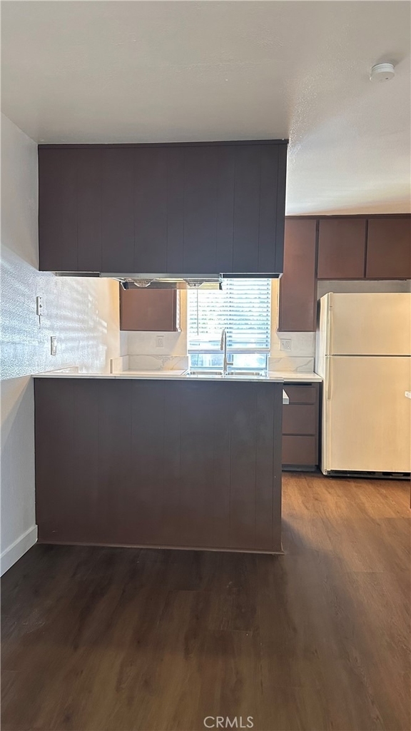809 S 4th - Photo 3
