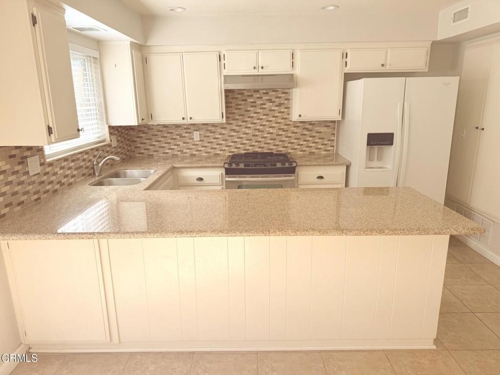 5503 Driftwood Street - Photo 3