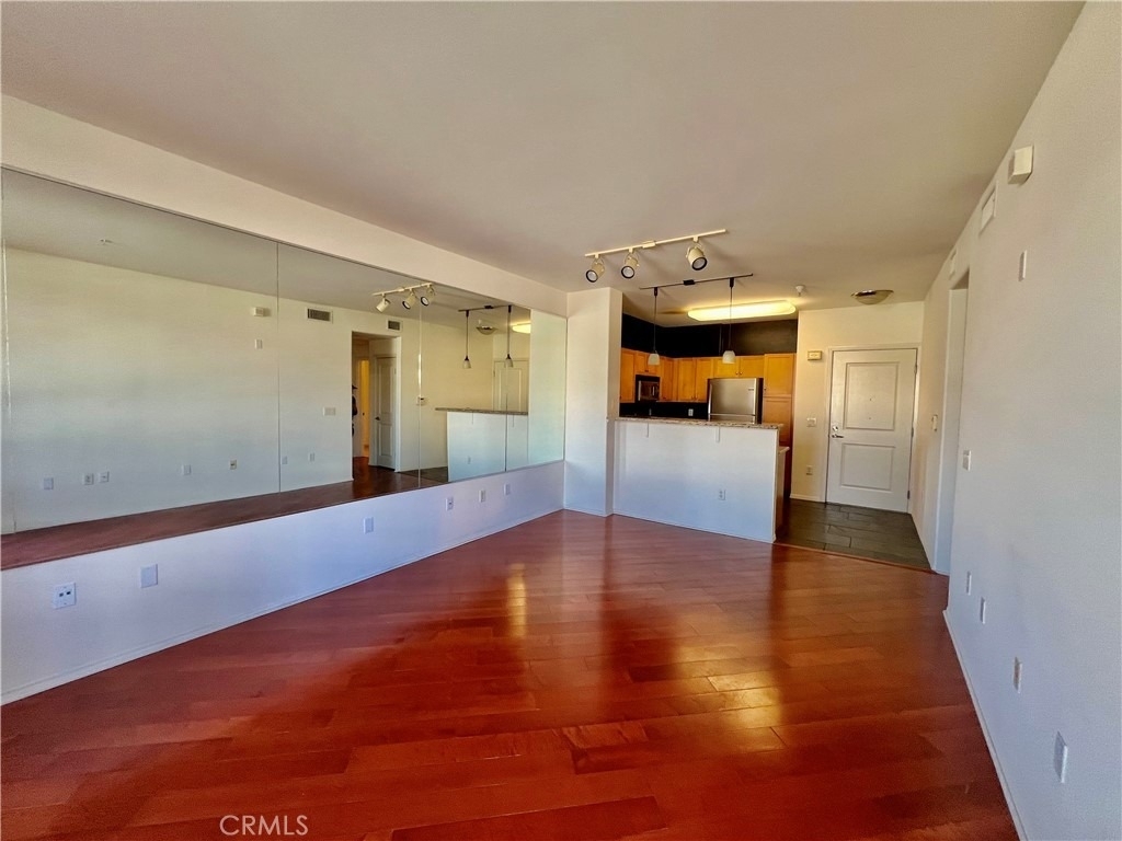 100 S Alameda - Photo 4