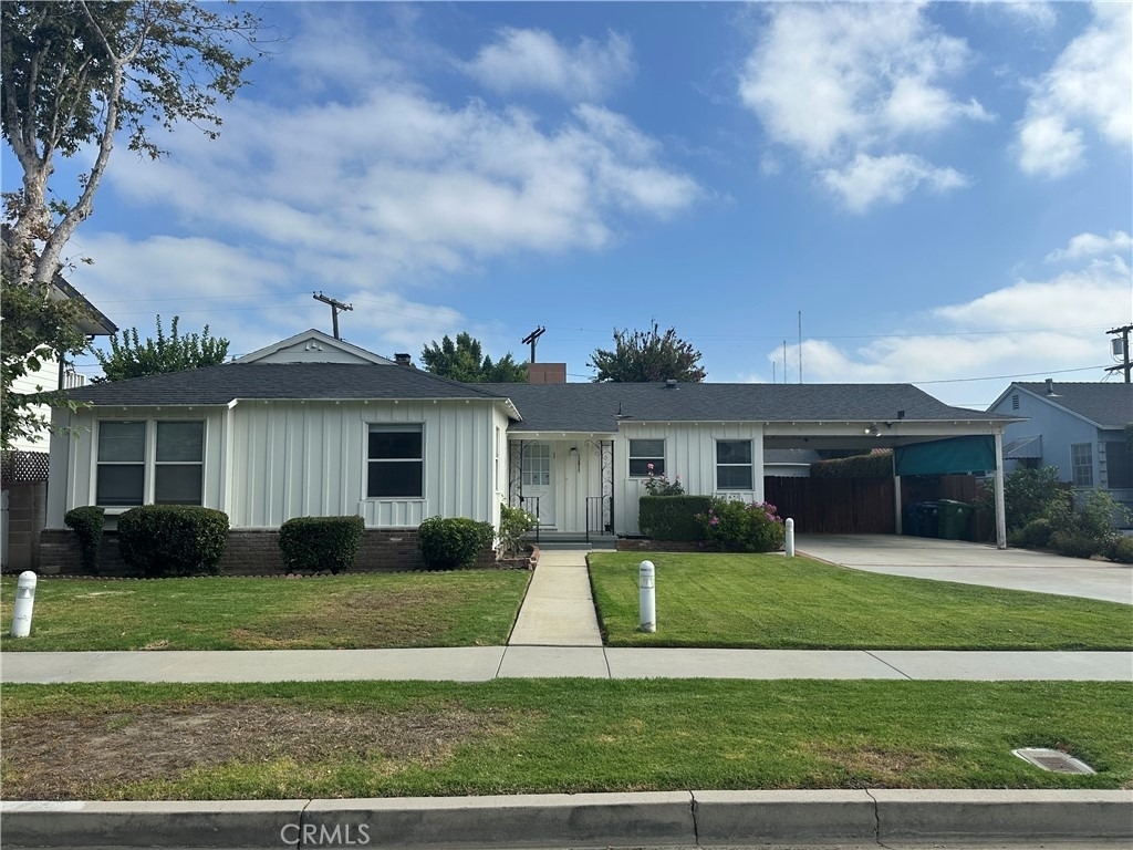 12811 Cumpston - Photo 0