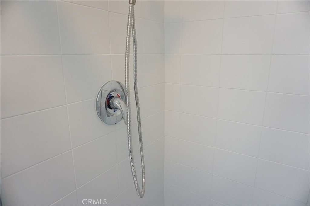4610 Densmore Avenue - Photo 28