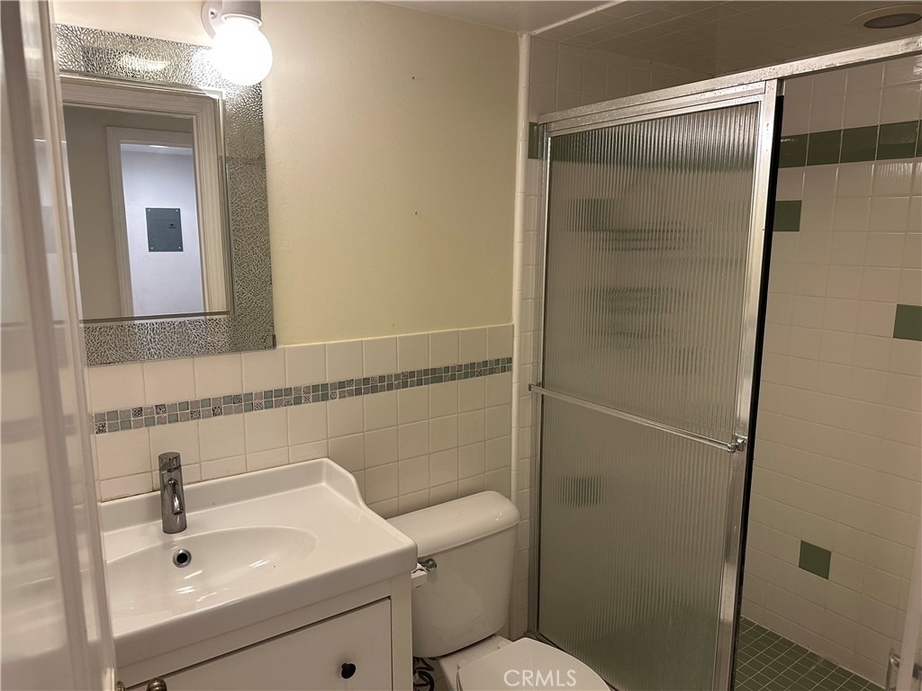 10338 Eastborne - Photo 17