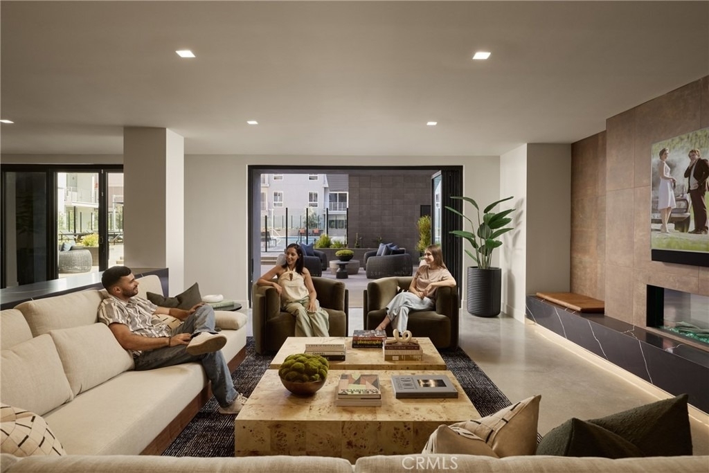 21010 Erwin Street - Photo 33