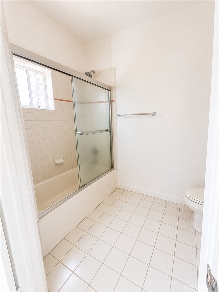 3645 Cardiff Avenue - Photo 18
