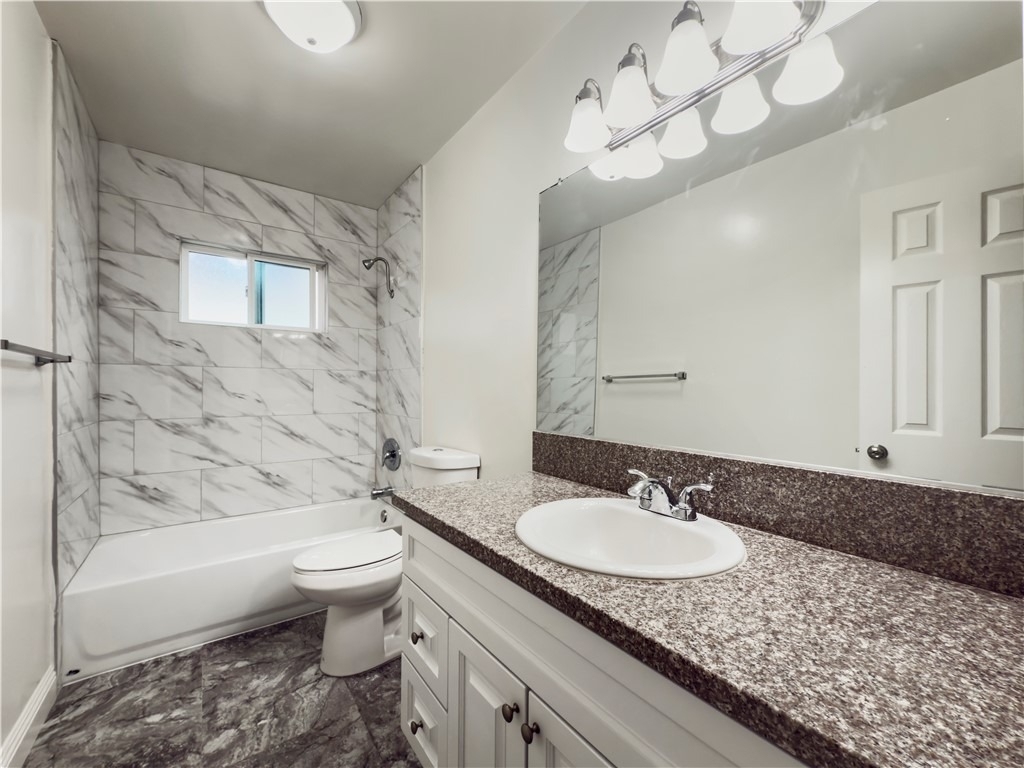 1908 Gardena Avenue - Photo 2