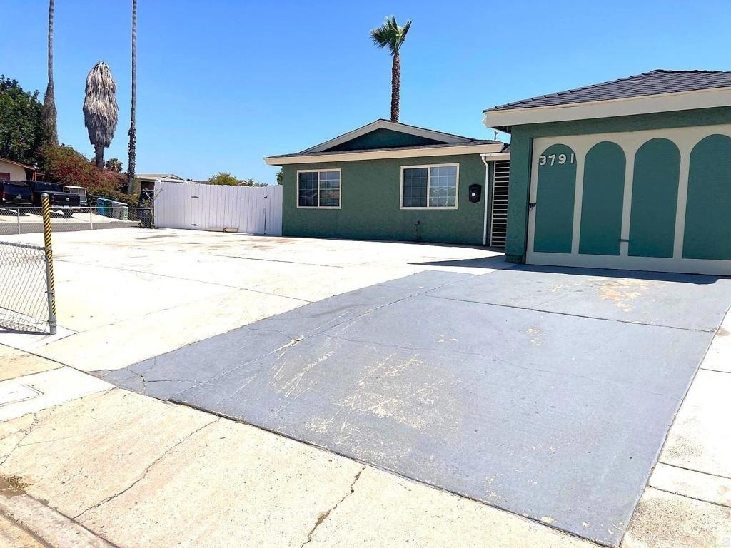 3791 Agosto Street - Photo 36