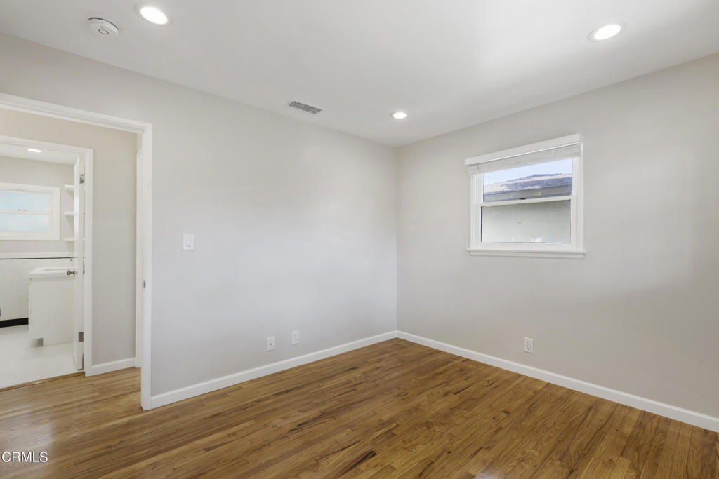 420 Violet Avenue - Photo 12