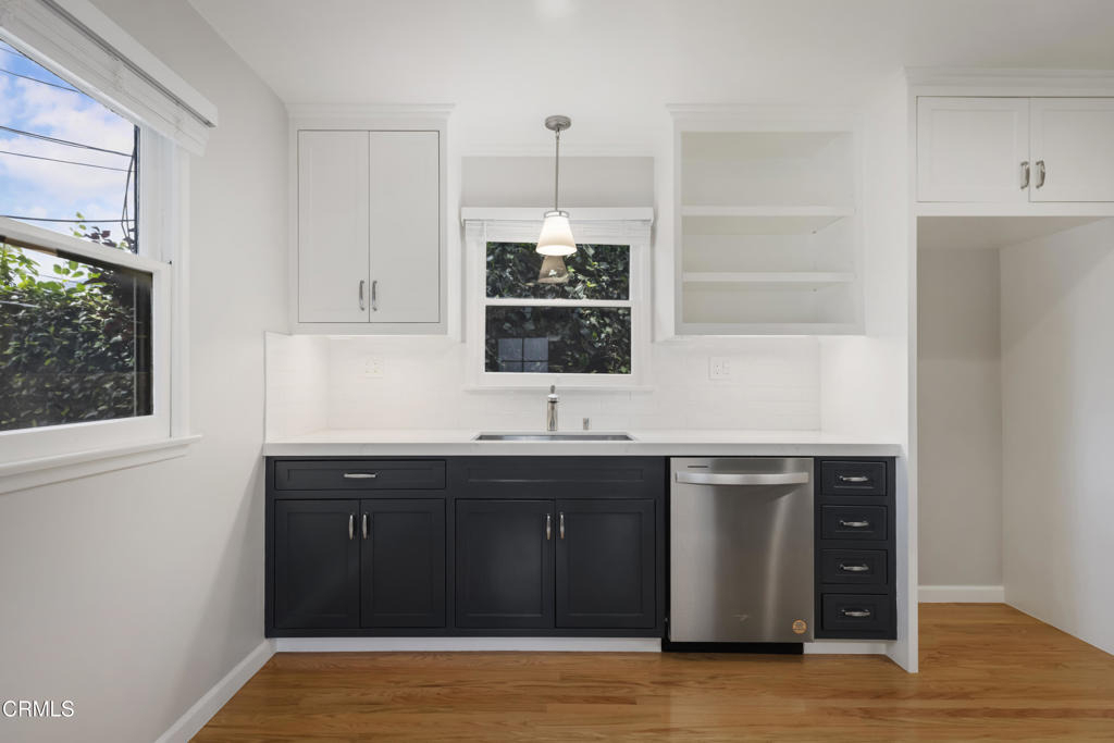 420 Violet Avenue - Photo 8