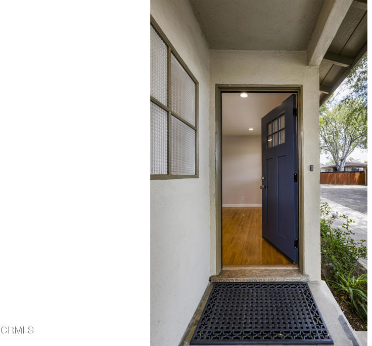 420 Violet Avenue - Photo 4