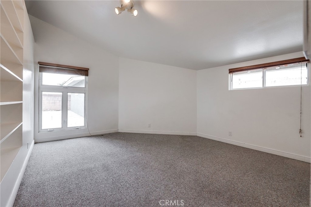 9752 Harle - Photo 7