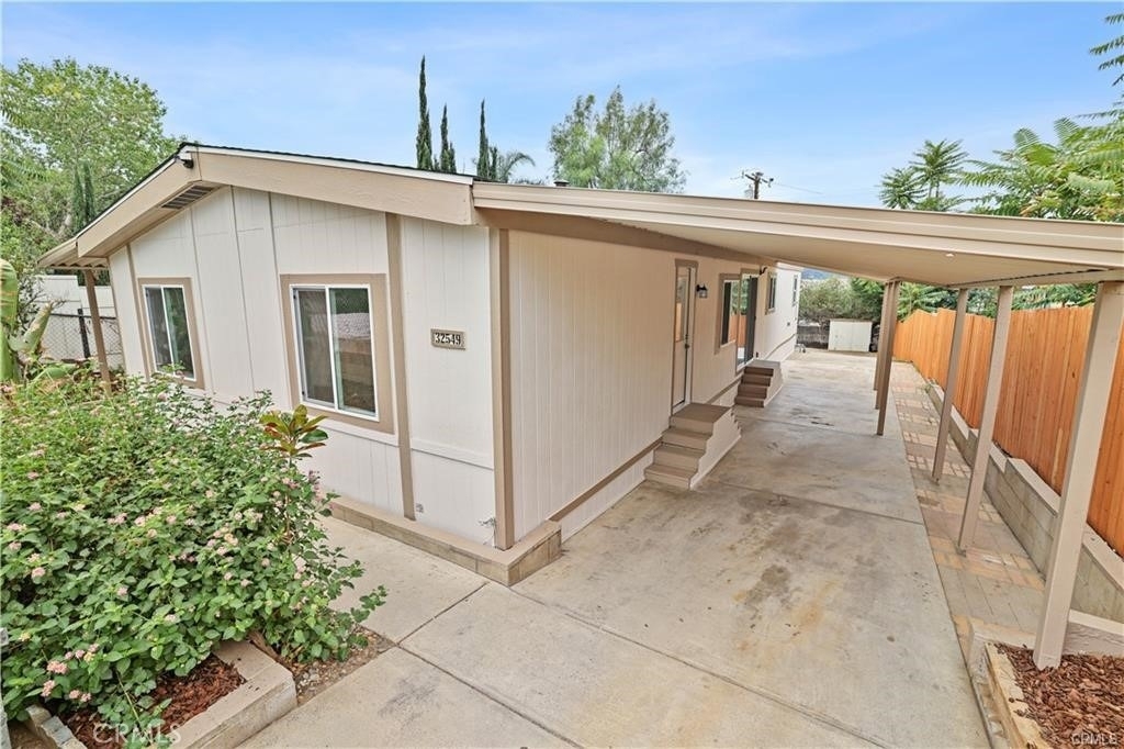 32549 Crescent - Photo 0