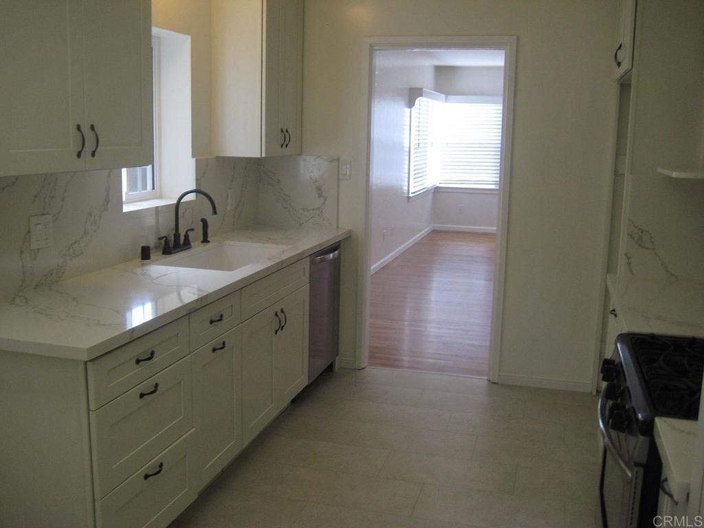 1016 S Nevada Street - Photo 9