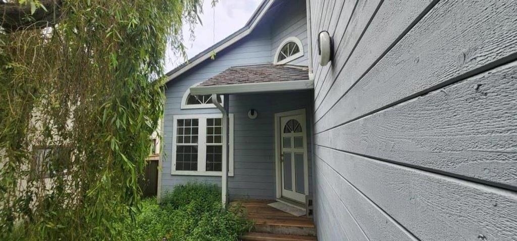 296 San Pedro Avenue - Photo 0