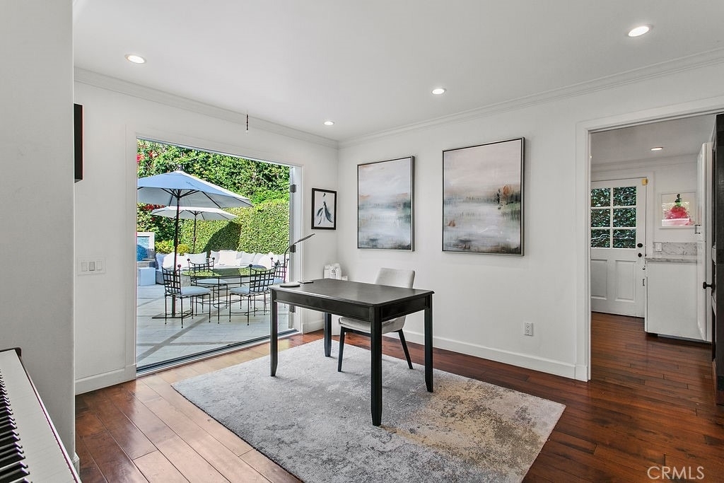 1010 Emerald Bay - Photo 32