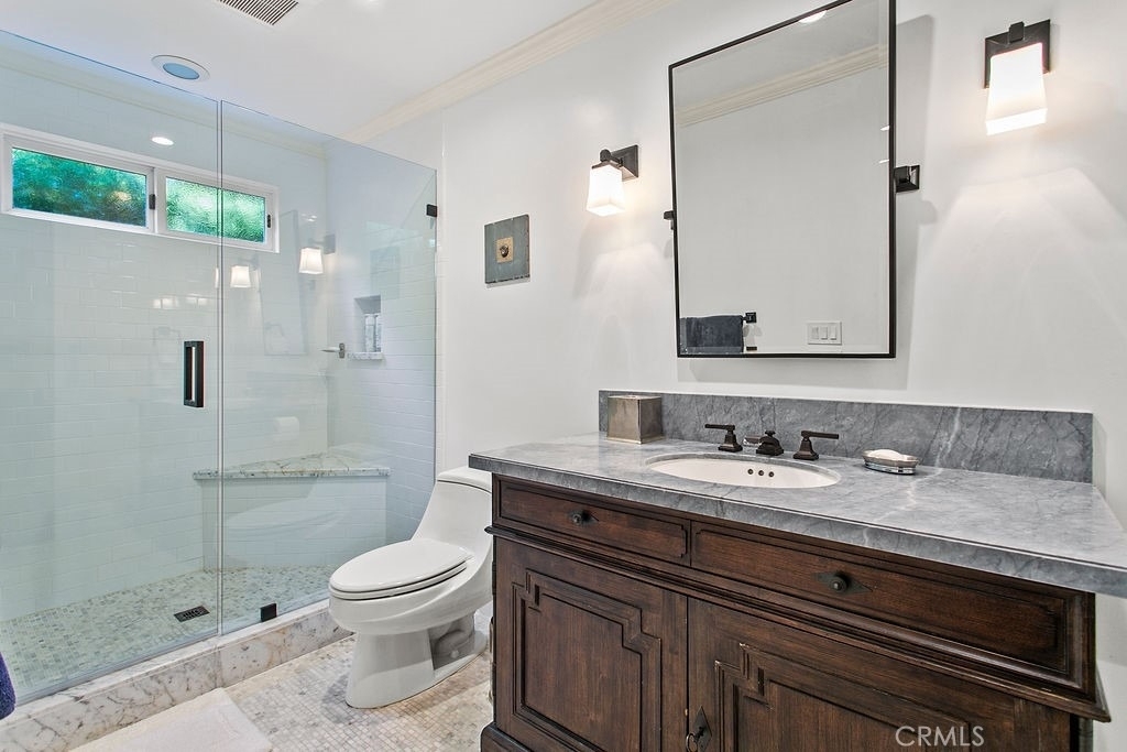1010 Emerald Bay - Photo 49