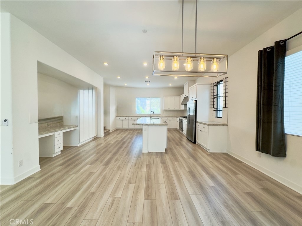 1868 S Westside Drive - Photo 3