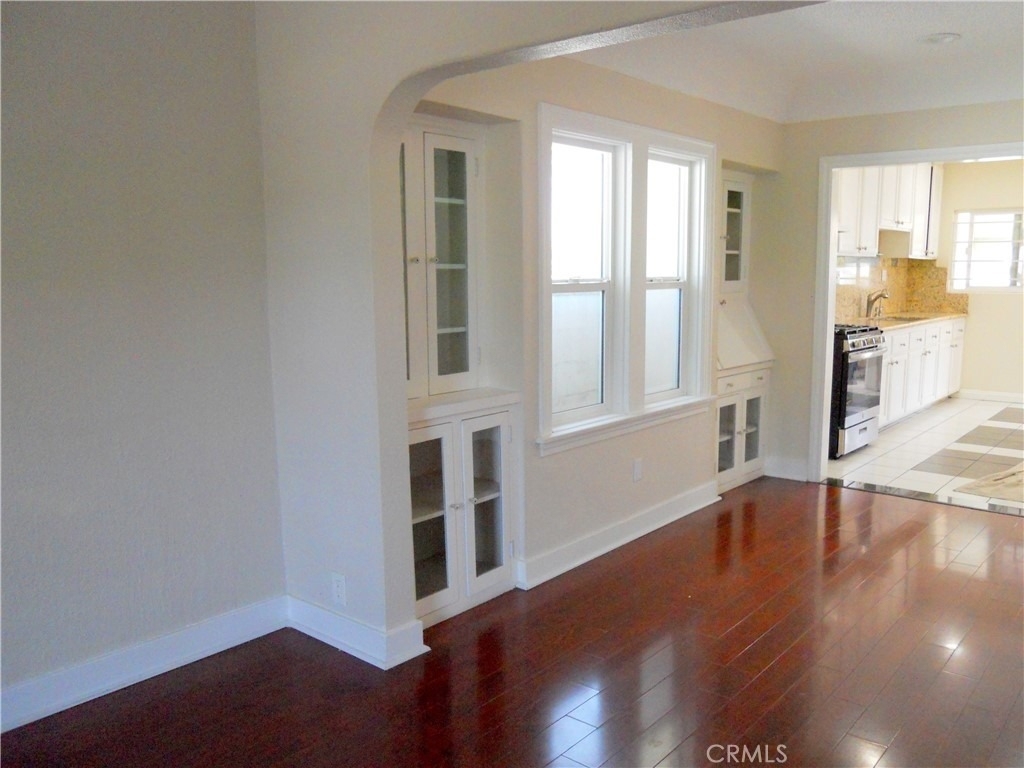 818 E Valley Boulevard - Photo 11