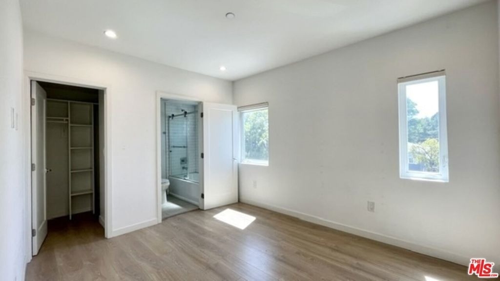 5230 Satsuma Avenue - Photo 13