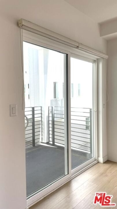 5230 Satsuma Avenue - Photo 22
