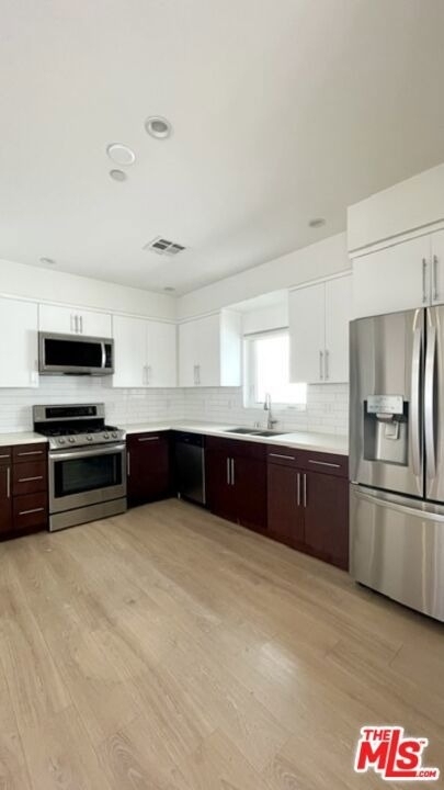 5230 Satsuma Avenue - Photo 8