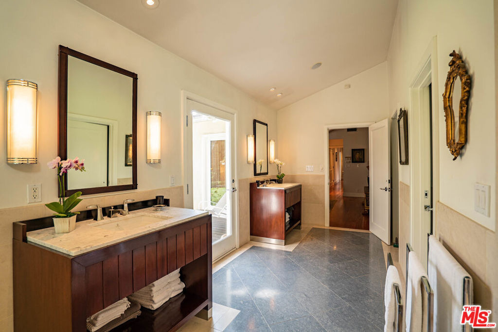 13324 W Sunset - Photo 4