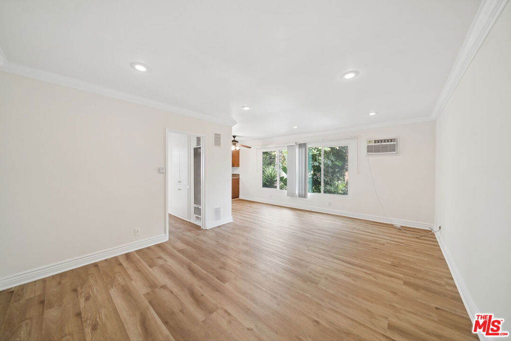 1215 N Hayworth Avenue - Photo 1