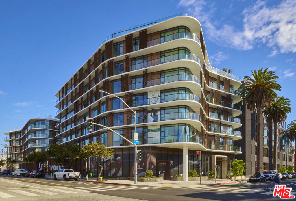 700 Broadway - Photo 1