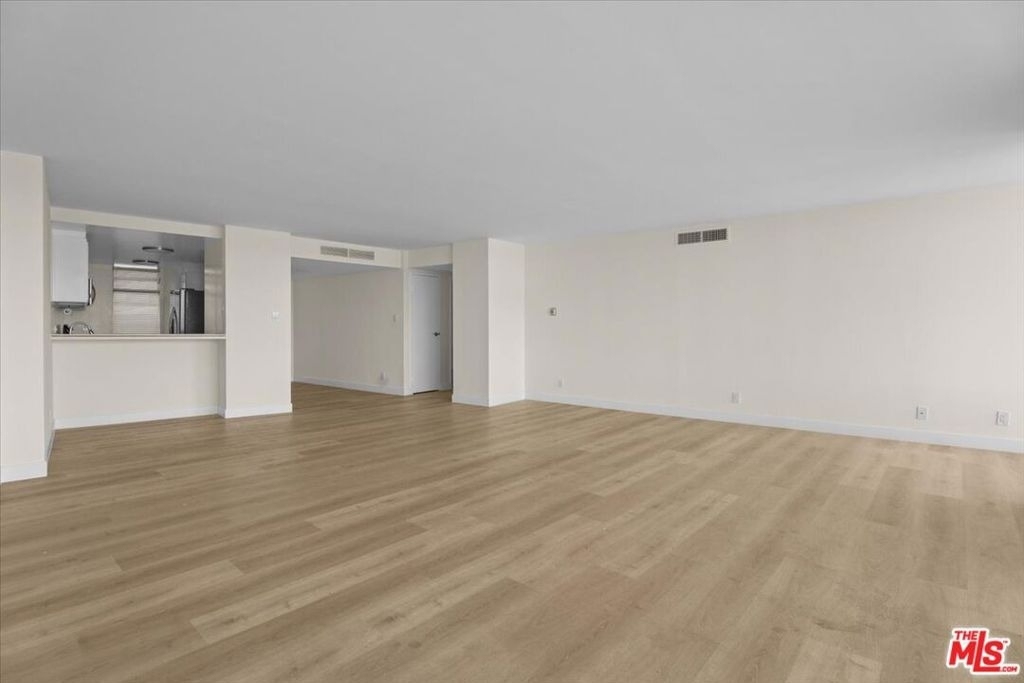 4265 Marina City Drive - Photo 5