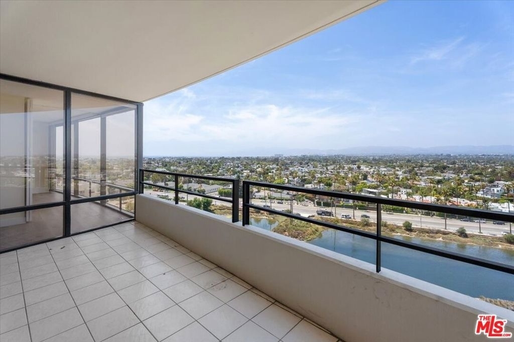 4265 Marina City Drive - Photo 21
