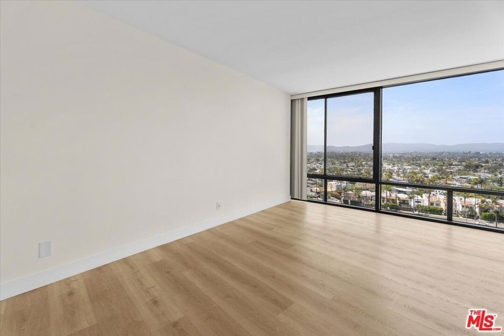 4265 Marina City Drive - Photo 13