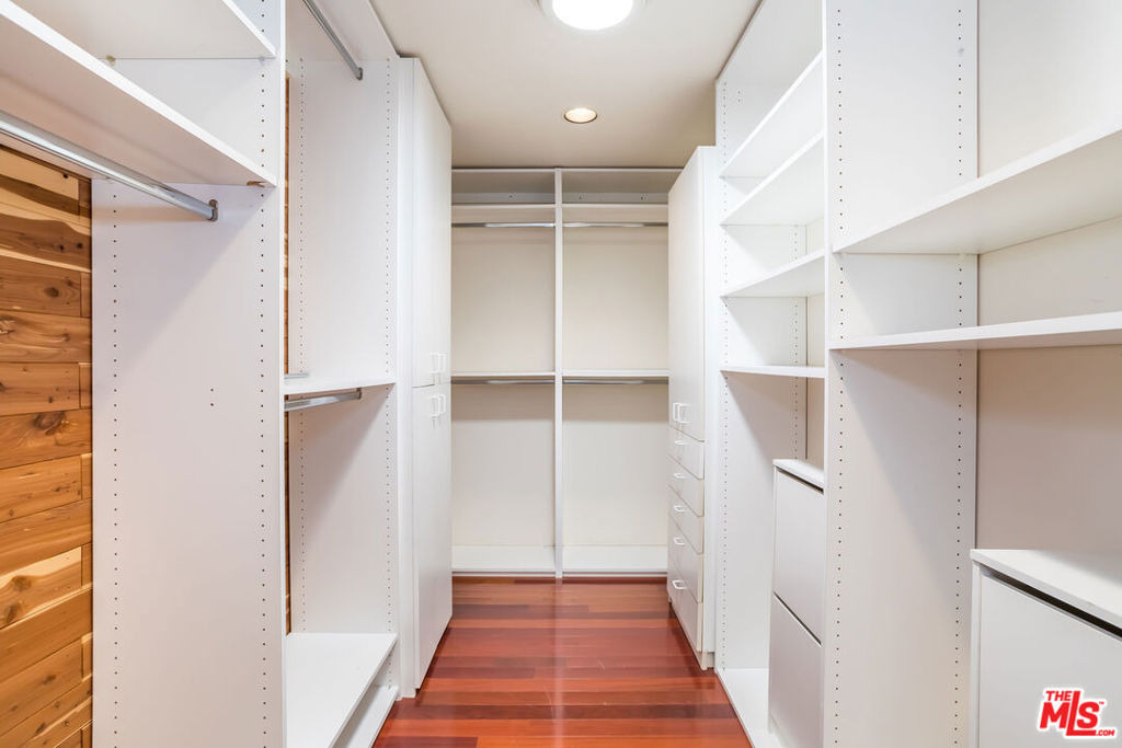 941 N Norman Place - Photo 46