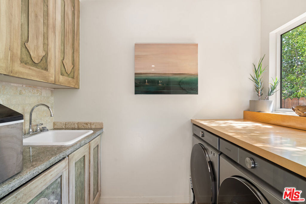 1853 Nichols Canyon Road - Photo 11