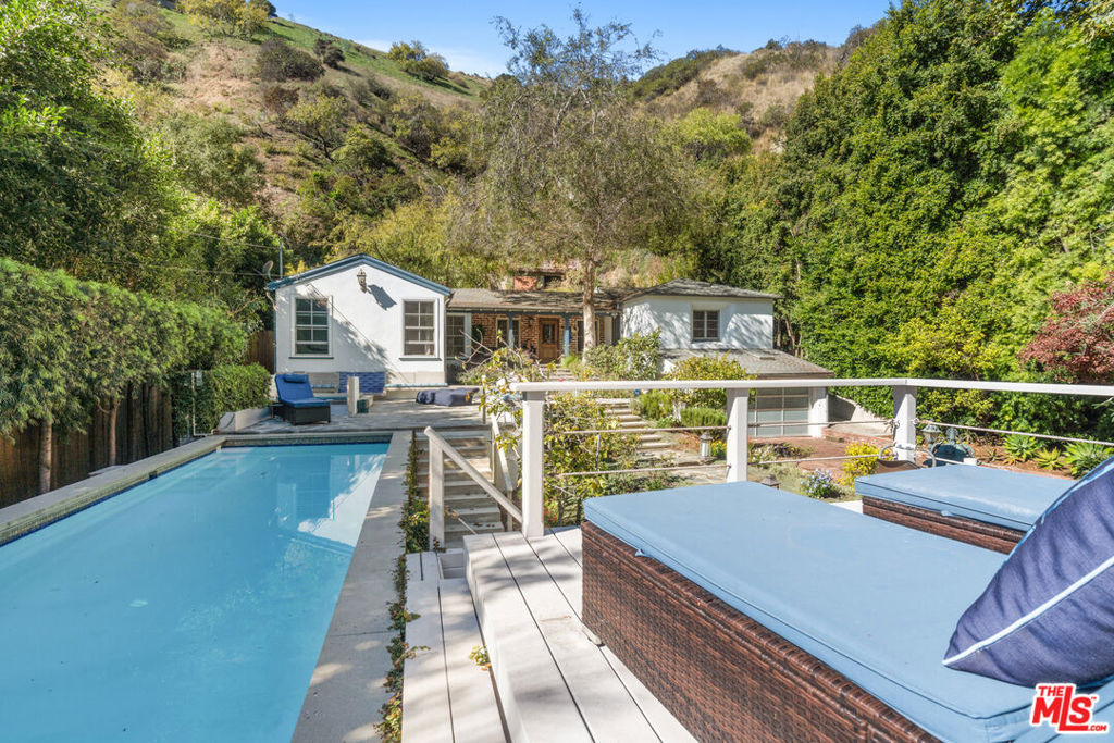 1853 Nichols Canyon Road - Photo 28