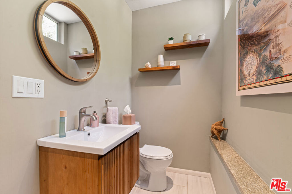 1853 Nichols Canyon Road - Photo 13