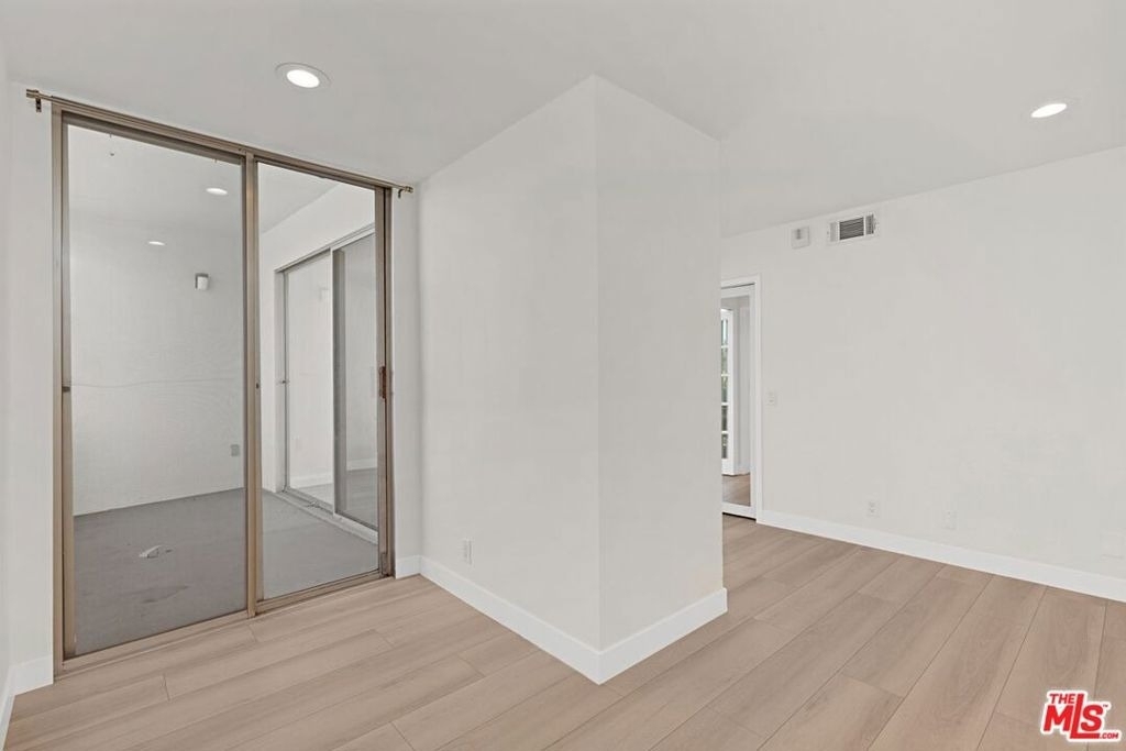 7250 Franklin Avenue - Photo 22