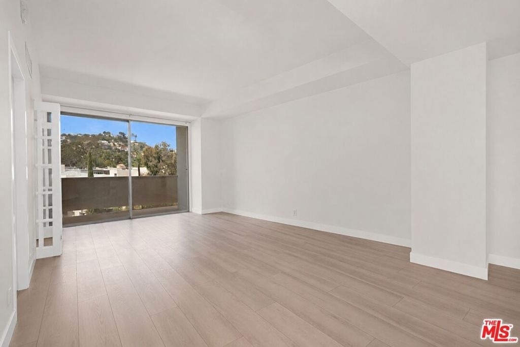 7250 Franklin Avenue - Photo 10