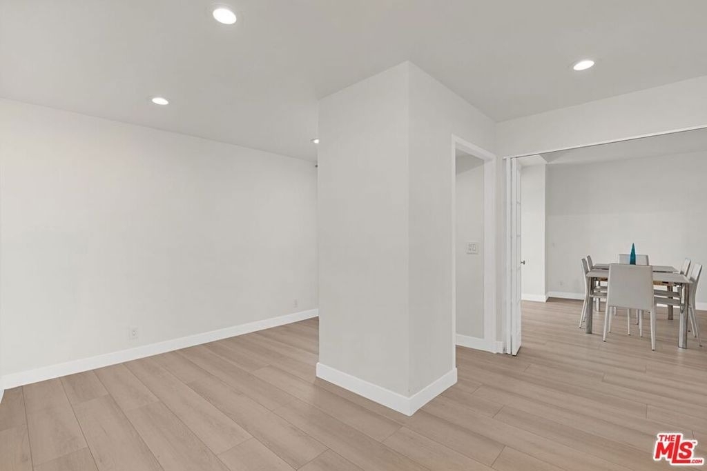 7250 Franklin Avenue - Photo 23